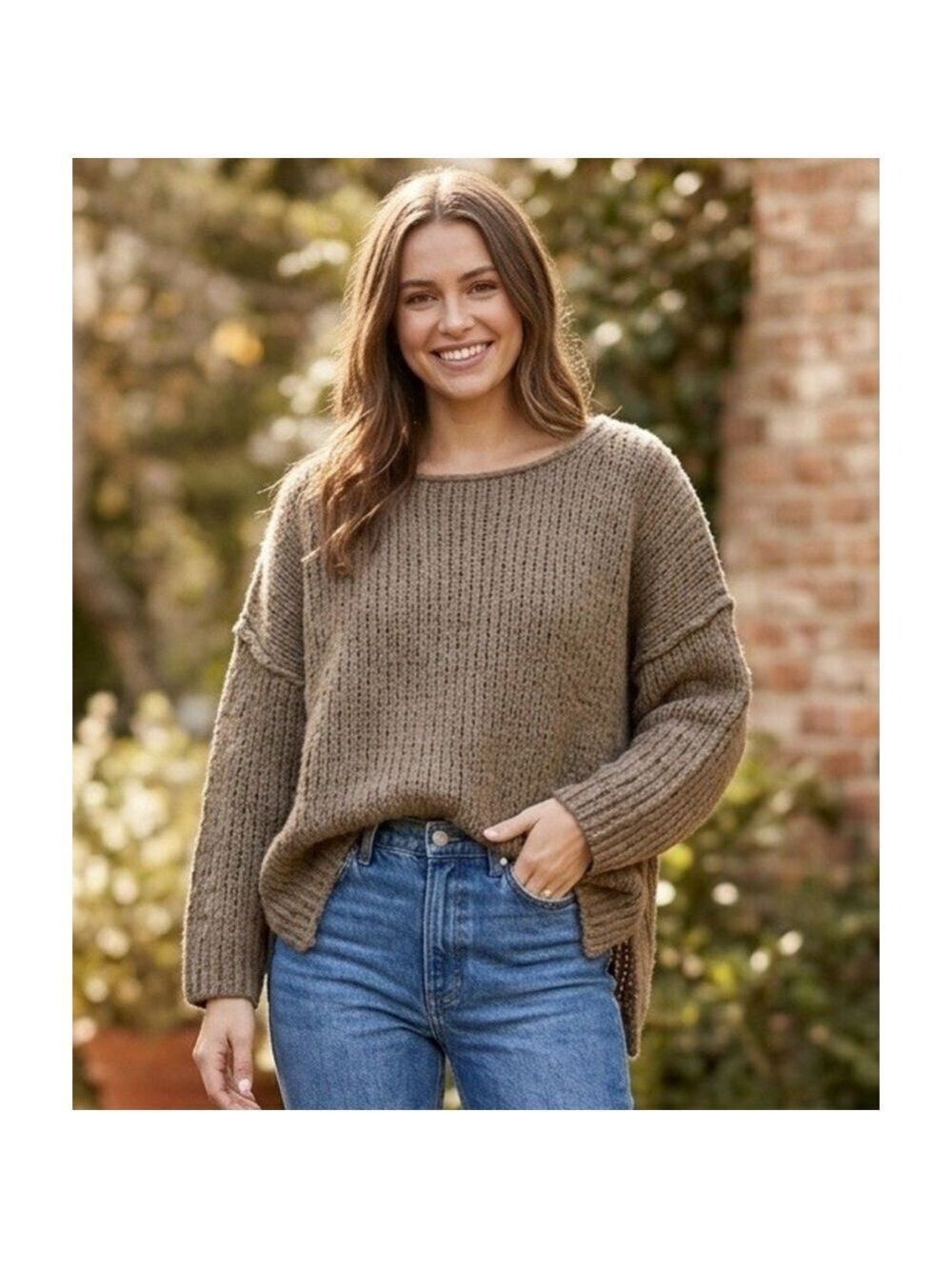 Free People Boxy Pullover Sweater MED Wool Angora Rabbit Hair Boho Chic Neutral